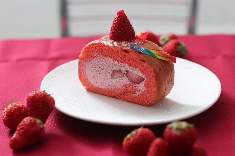 L P S 鮮度のいいイチゴをたっぷり使ったピンクのロールケーキ 日刊にいがたwebタウン情報 新潟のグルメ イベント おでかけ 街ネタを毎日更新