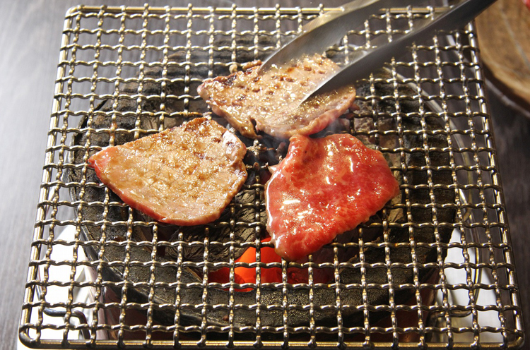 備長炭焼肉てんてん 10月10日 水 は てんてんの日 全店で人気メニュー10品が半額 日刊にいがたwebタウン情報 新潟のグルメ イベント おでかけ 街ネタを毎日更新