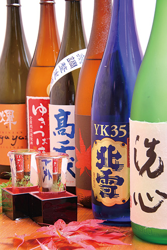 県産を中心に多彩な日本酒を用意