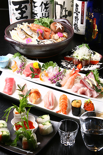 握り寿司、お造りを筆頭に、佐渡・日本海で捕れた鮮度抜群の魚介を、いろいろな調理法で楽しませてくれる