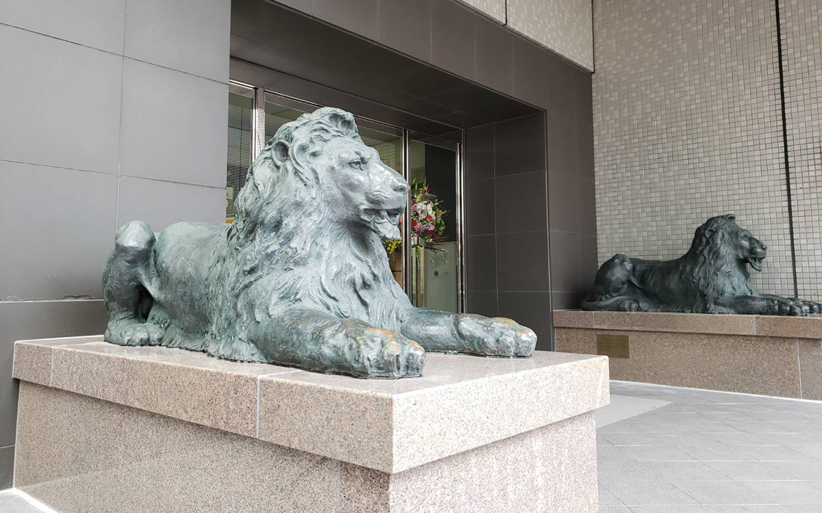 旧新潟三越のライオン像がnext21の新たなシンボルに おでかけ にいがたとりっぷ