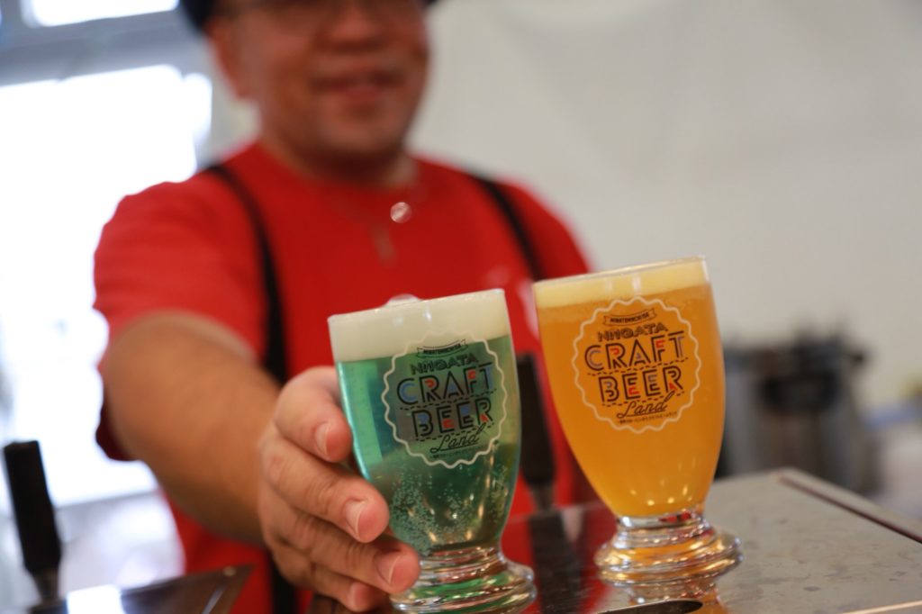 にいがたクラフトビールランド 万代シテイパークに150種類以上のクラフトビールが大集結 新潟市中央区 万代シテイパーク 日刊にいがたwebタウン情報 新潟のグルメ イベント おでかけ 街ネタを毎日更新