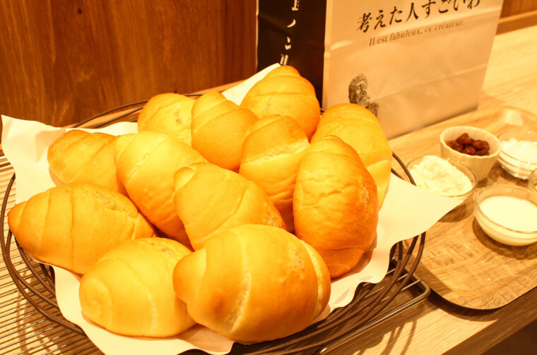 『のだしおのパン』（1個129円）