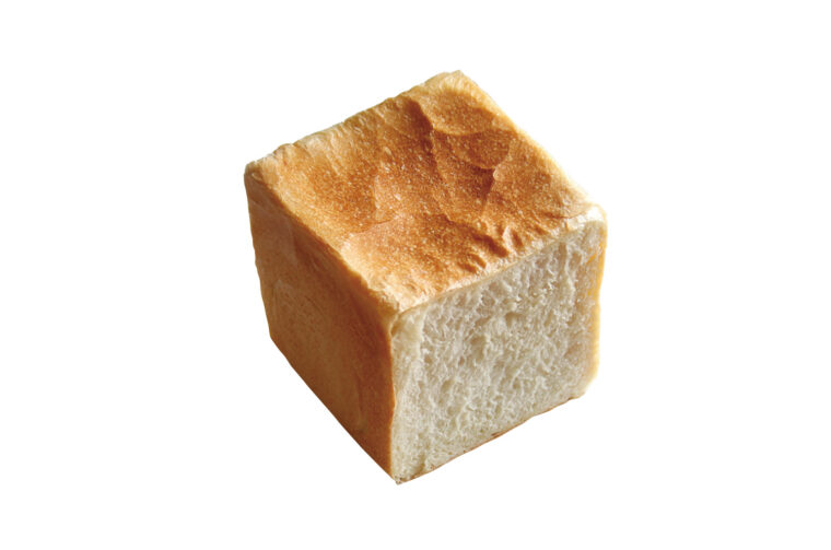 『角型食パン』（写真・1斤350円、2斤680円）