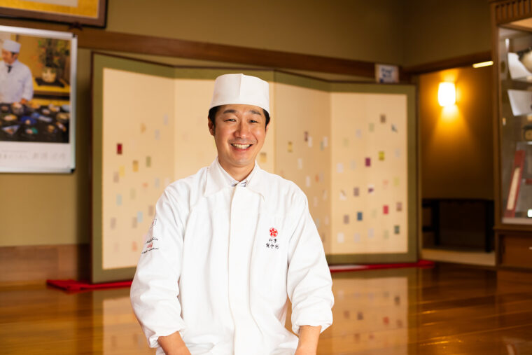 11 代目の山貝誠さん。料理人兼社長として能登新を支えています