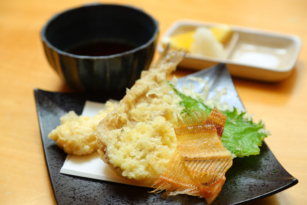 天ぷら処こさか 新潟が誇るブランド魚 柳カレイをシンプルに楽しむなら天ぷらで 新潟市西区五十嵐 日刊にいがたwebタウン情報 新潟のグルメ イベント おでかけ 街ネタを毎日更新