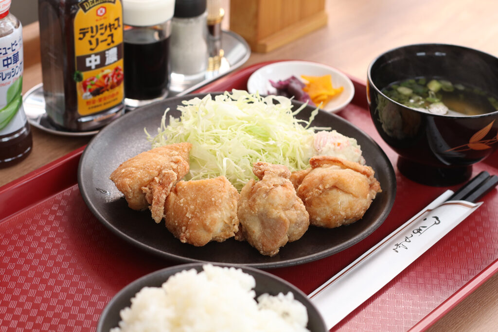 元祖中津からあげ もり山 新潟東店】唐揚げ王国、大分・中津の名店が