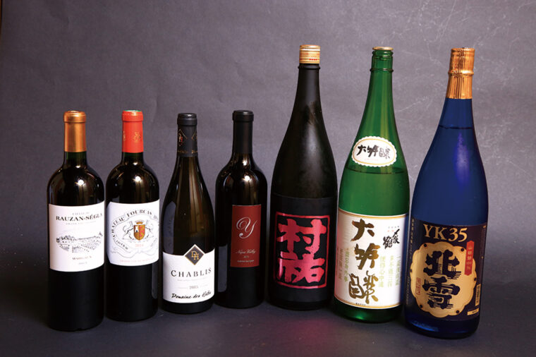 地元酒蔵の日本酒から、希少なワインまで幅広いラインナップ