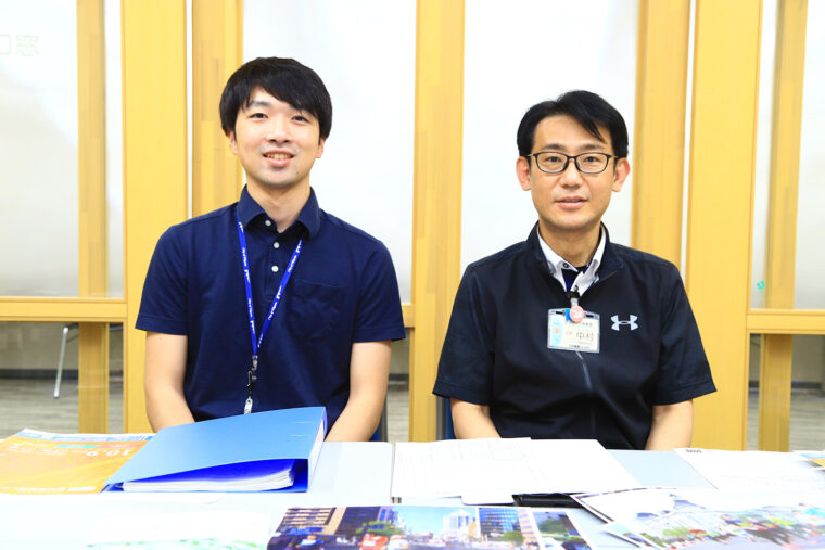 右から新潟市文化スポーツ部スポーツ振興課の中村さん、串田さん