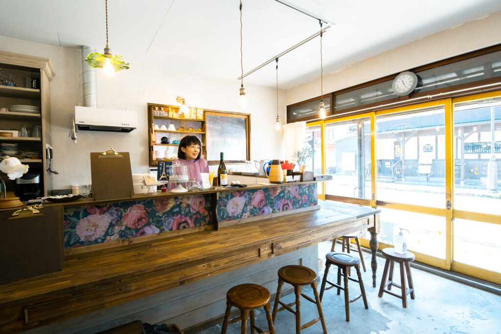 新店•Merci】アンティークな雰囲気が素敵。沼垂から移転した小さな