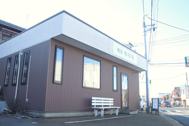 場所は、新新バイパス海老ケ瀬ICを降りてイオン新潟東店方面へ進む道路沿い
