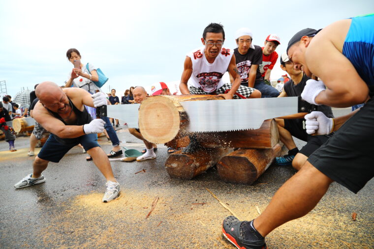 全日本丸太早切選手権大会