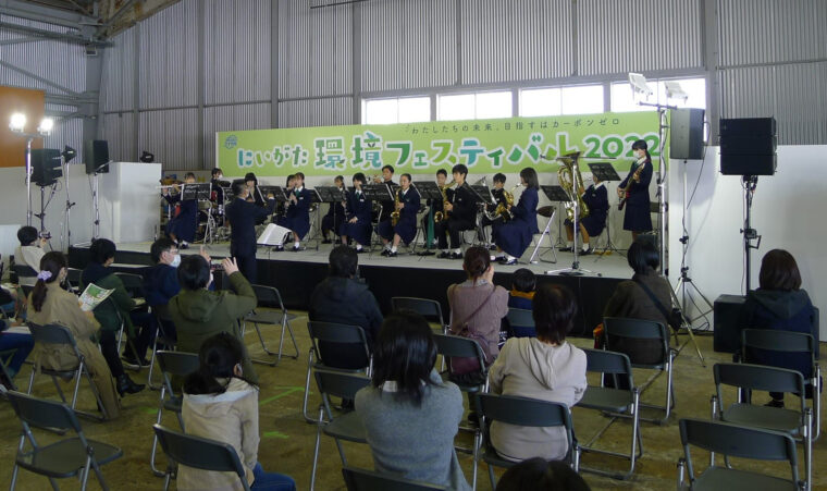 ステージイベント（昨年度の様子）　※新潟市立宮浦中学校吹奏楽部による演奏