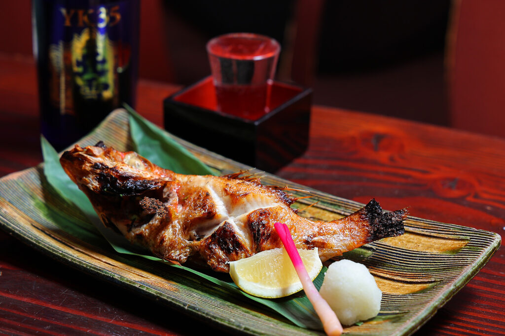 いかの墨 新潟駅前店】新潟が誇る高級魚・ノドグロを贅沢に塩焼きで