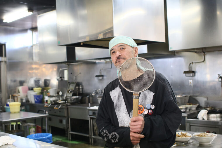 デカ盛りラーメンを提供する店主として小千谷では有名な細貝貴之さん