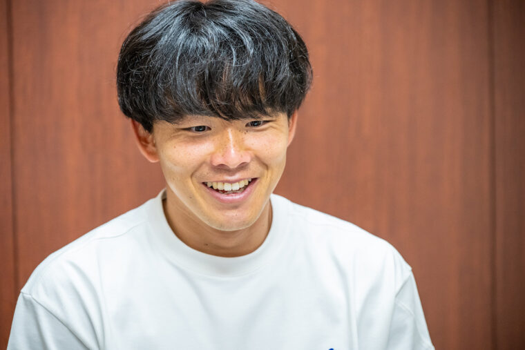 「今季は得点もアシストももっと回数を増やしたい」と藤原選手