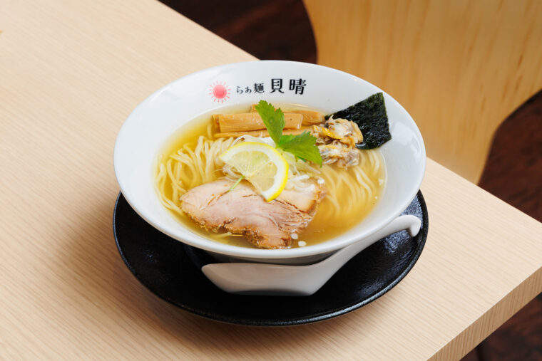 『塩らぁ麺』（950円）