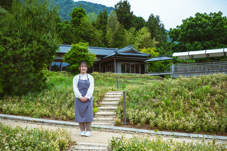 「ぜひワッフルを味わっていただきたいです」とスタッフの梅田莉瑠さん