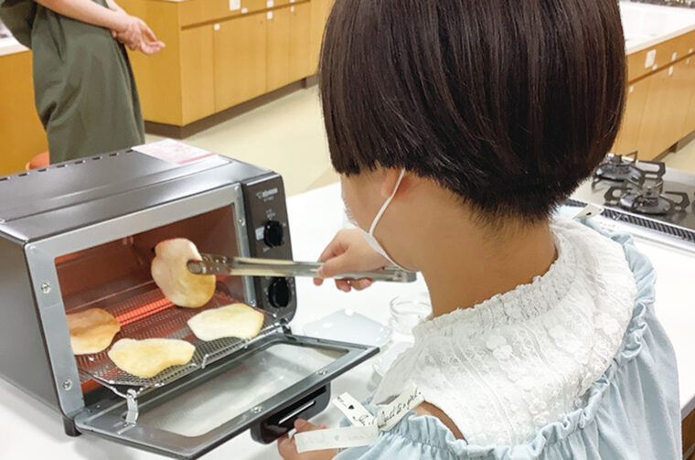 ①食育・花育センター／新潟産食材を使った料理体験