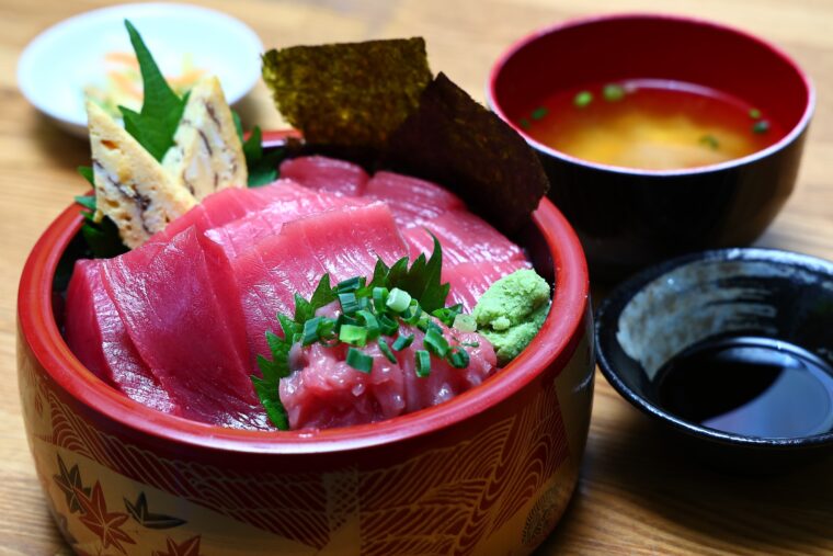 新潟地魚専門店 古川鮮魚の『本マグロ丼』