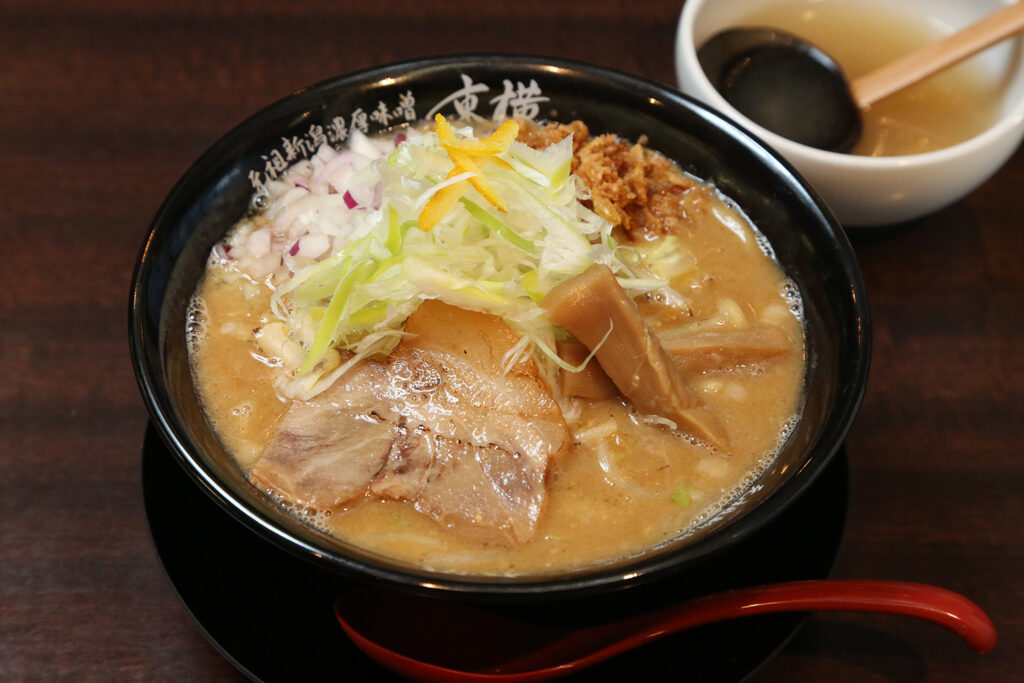 元祖新潟濃厚味噌 東横 愛宕店】伝統の味を引き継ぐ新たな「濃厚味噌