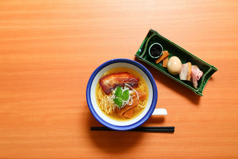 真上から見た感じも美しい一杯です