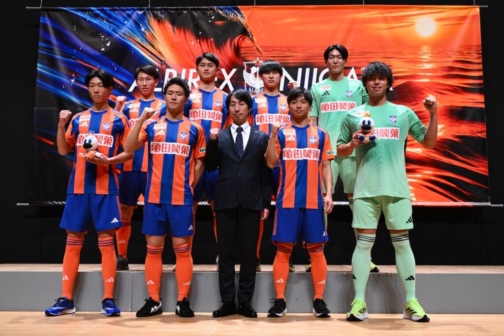 アルビレックス新潟 10月11日発売📙‪ꔛ‬ 2026年アルビレックス新潟オフィシャルダイアリー