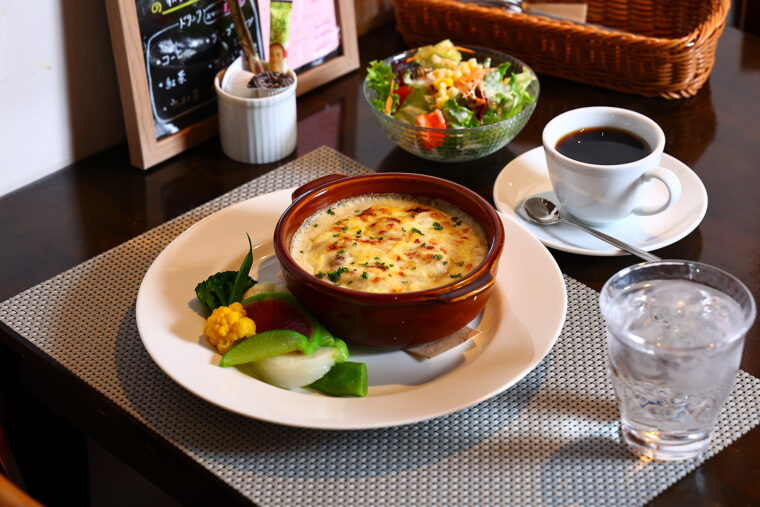 『真ガキのドリア』（1,600円）