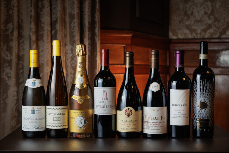 150種を超す世界のワインとともに