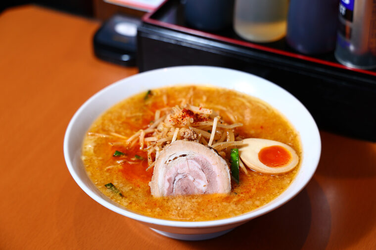 『うま辛みそラーメン』（950円）