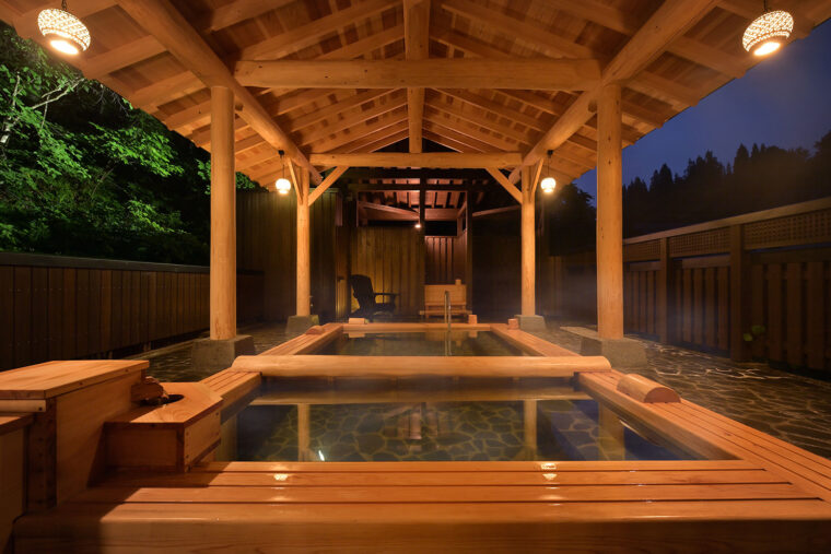 露天風呂『月見の湯』が2024年7月にリニューアル