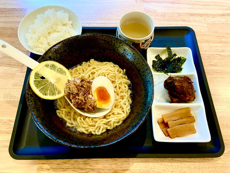 『卵かけ中華めん（ライス付き）』（1,180円）