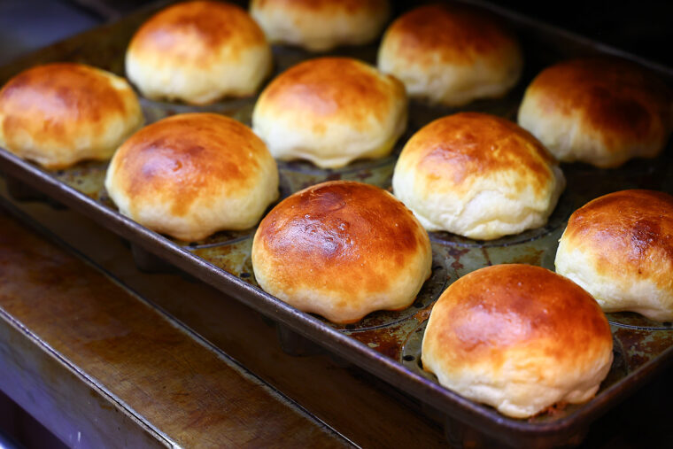 焼きたての『もっちりバター』。バターの香りがたまりません！