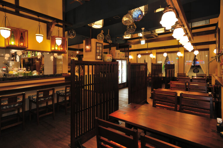 【ぽんしゅ館 一の蔵 魚沼釜蔵】新潟市中央区花園1-96-47 CoCoLo西館1F　☎︎025-240-7092