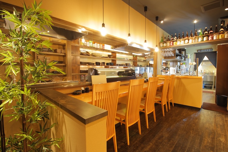 【まんまや新潟駅前店】新潟市中央区東大通1-5-30 2F　☎︎025-385-7980