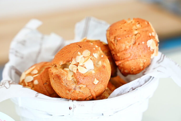 『ザクザクシュー』（300円）。ザクザクの生地となめらかなカスタードクリームがたまらない