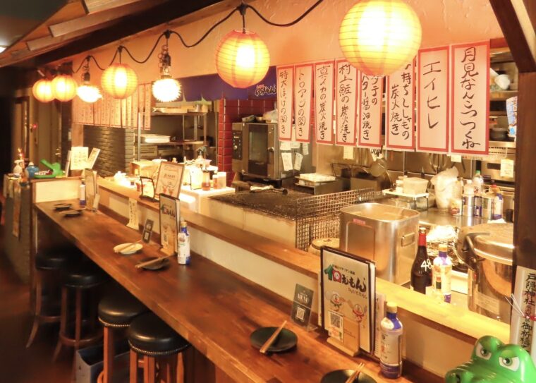 【炉端とイタリアン酒場 イロえもん by ひとたらし】新潟市中央区万代1-1-33 BUENA万代1 2F　☎︎025-256-8887