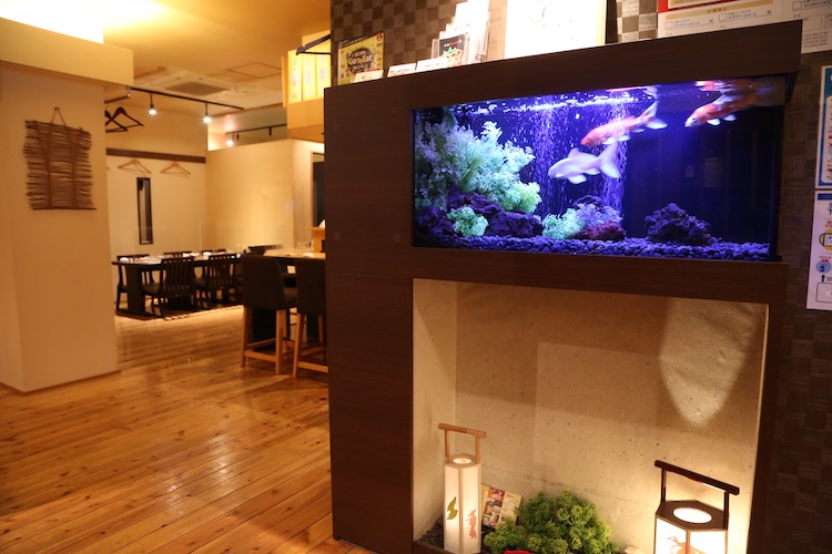 【寿司ダイニング やまざき】新潟市中央区東大通1-7-30 2F　☎︎025-384-8803