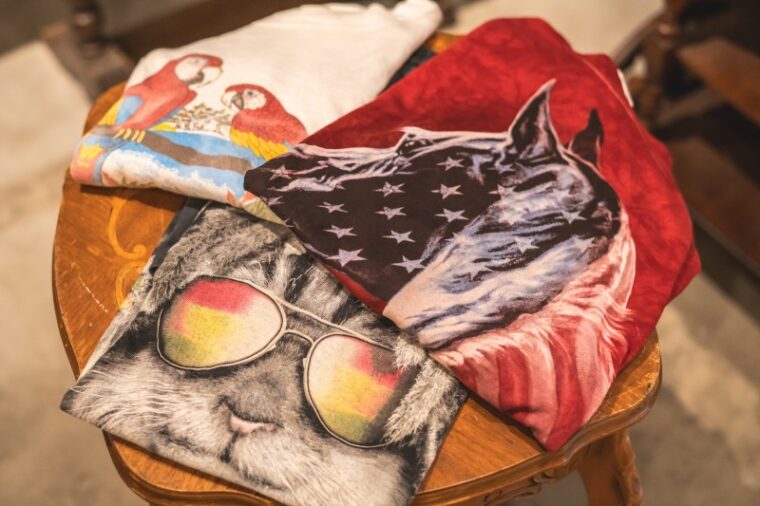 福元さんのお薦めはアニマルTシャツ！　存在感のあるデザインは街で注目を集めそう！