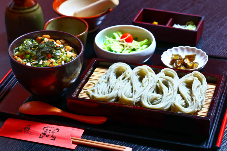 『へぎそばランチ<切ぜえ丼>』（1,650円）