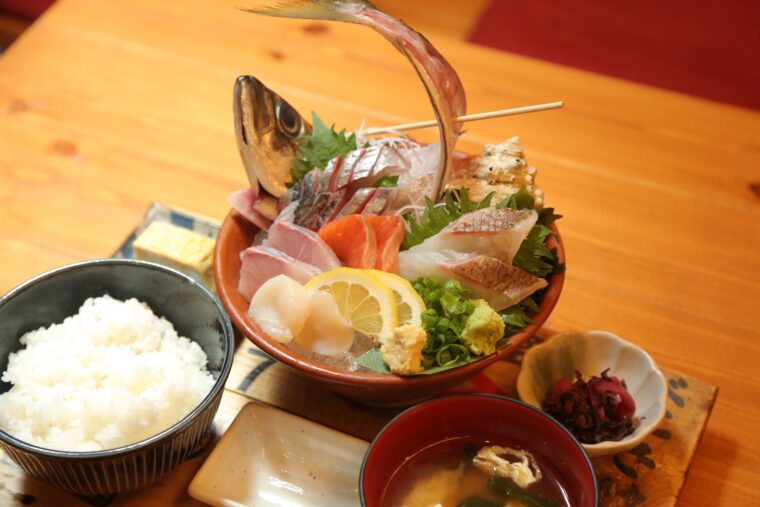 『刺身定食』（1,250円）