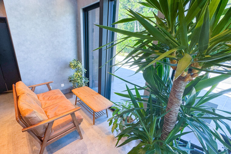 大きな窓からの景色