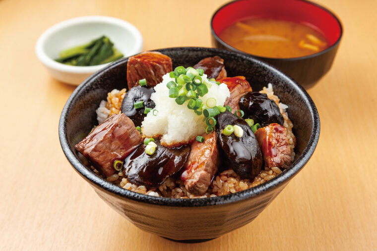 ちゃわんめし たっぽ家の『しいたけと新潟和牛のロースト丼』（1,890円）。材料なくなり次第終了