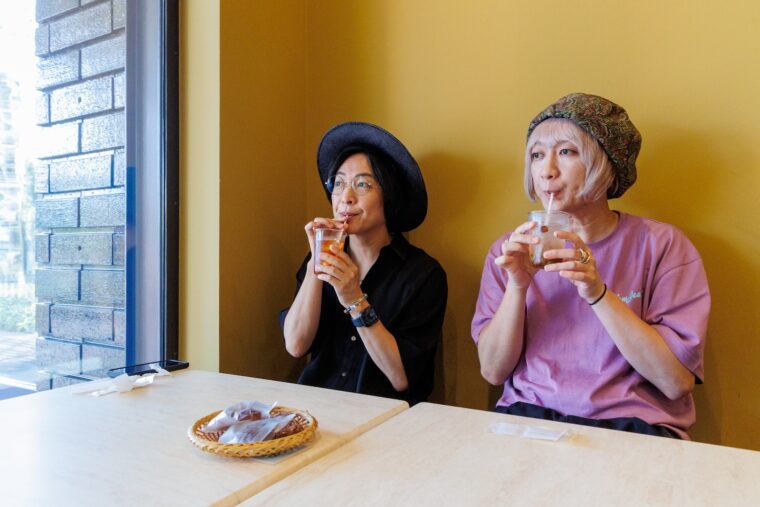 8月30日にオープンした館内のカフェ、スープとお茶 ひとさじ喫茶室へ