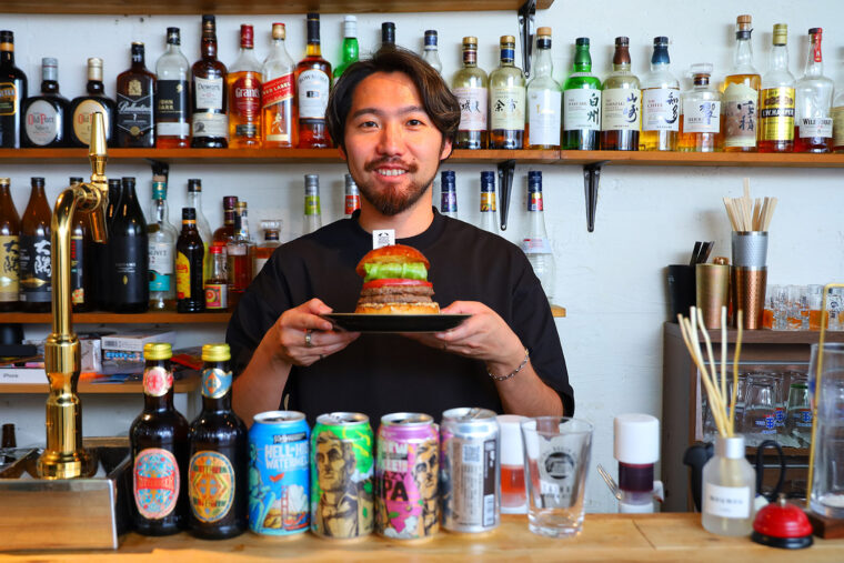 「お肉好きの方に方にぜひ食べていただきたい一品です」と代表の澤渡和輝さん