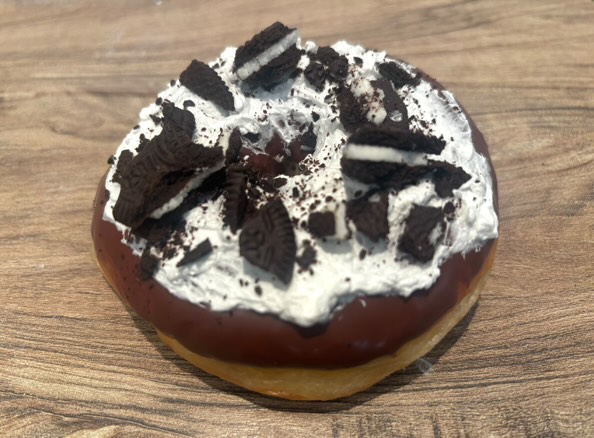 『生ドーナツ（オレオクリーム）』（400円）