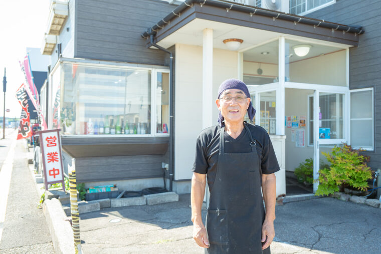 「創業45年、たくさんのお客様に愛されています」と貝澤さん