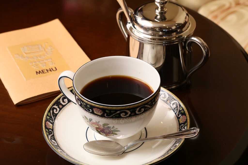 珈琲交響楽② 自家焙煎珈琲 交響楽】知る人ぞ知る自家焙煎コーヒーの名店｜新潟市