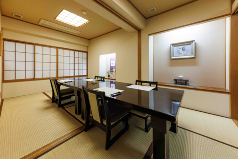 オープンから7 年後に新設したという個室。 落ち着いて食事ができる