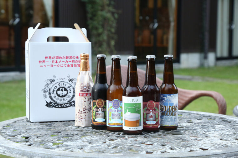 期間限定の『IPA』（写真中央・825円）と定番ビール5種